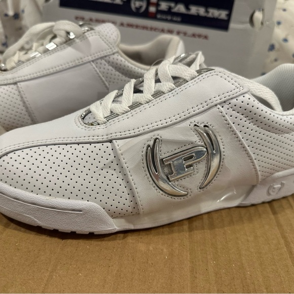 VTG New in the box. White/ Chrome Phat Farm Hampton 04 Sneakers. Women’s Sz: 7.5 - Picture 1 of 9